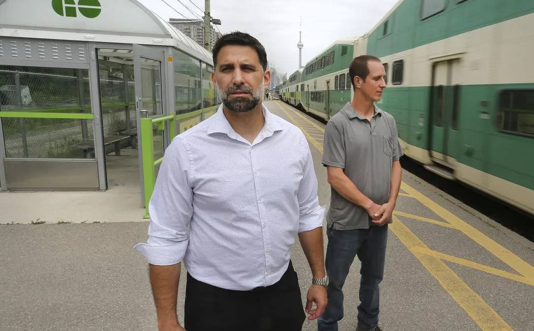 metrolinx, vaccine mandate, metrolinx vaccine mandate