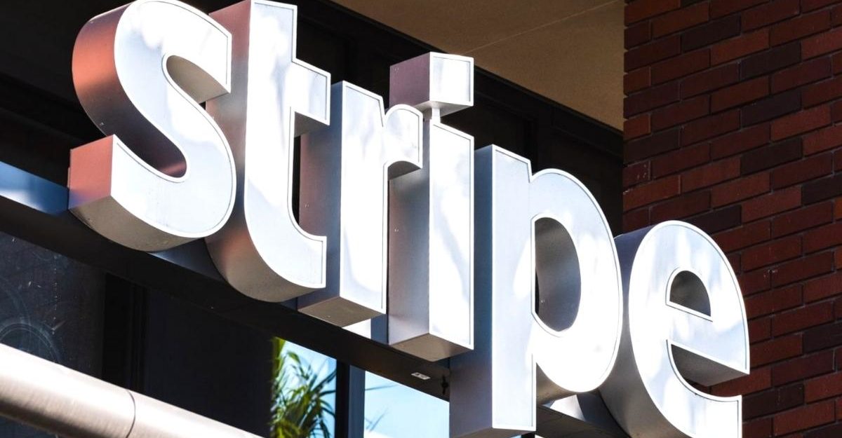 stripe-cutting-14-per-cent-staff