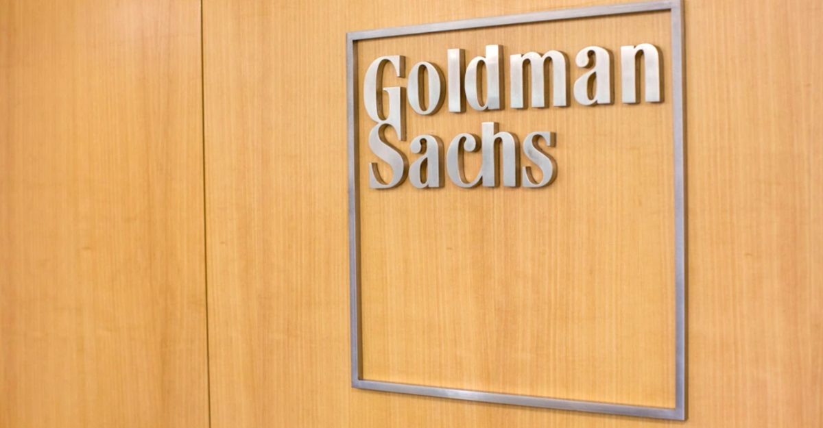 goldman-sachs-cutting-3200-jobs