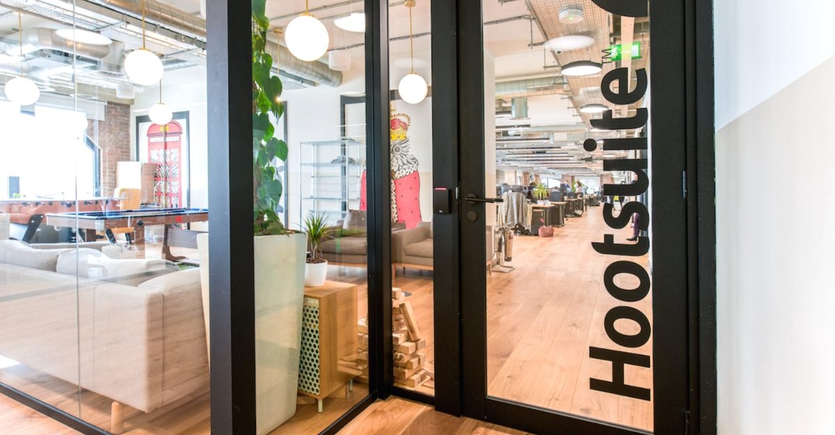 hootsuite-cutting-7-per-cent-staff