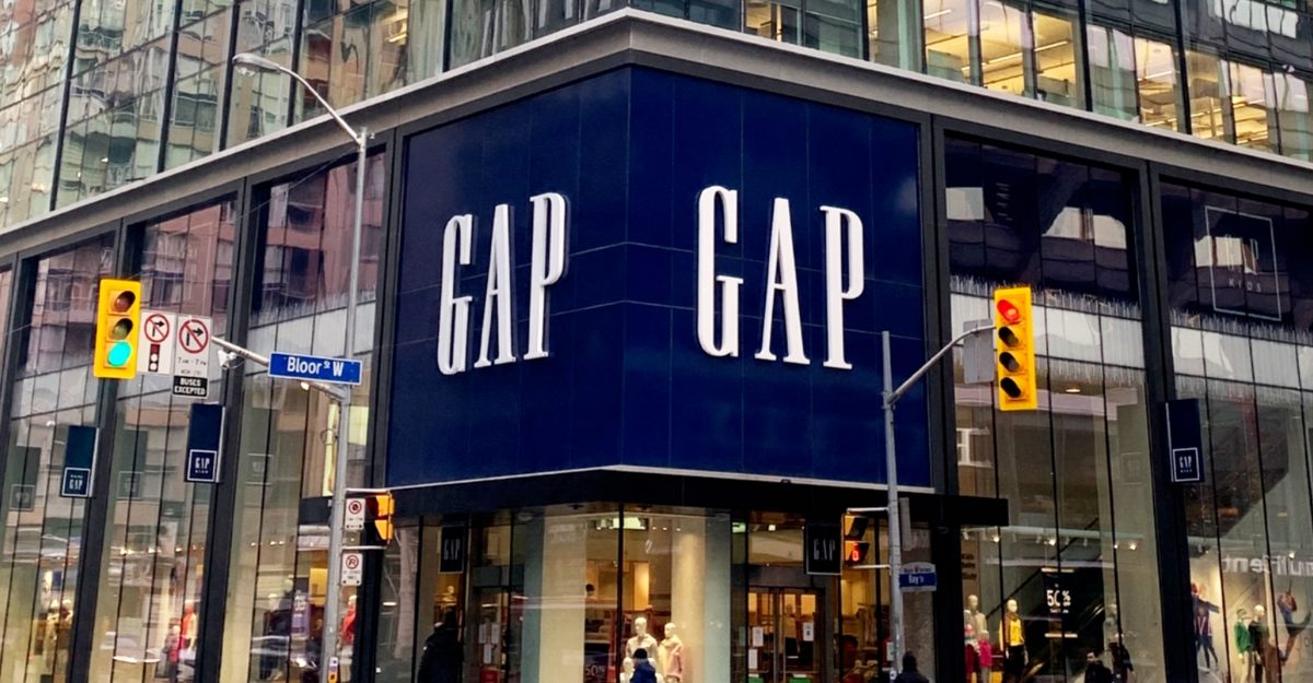gap-cutting-hundreds-jobs