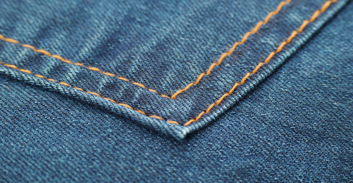 A close-up photo of a pocket on a pair of jeans. (Photo: Engin Akyurt / Unsplash)