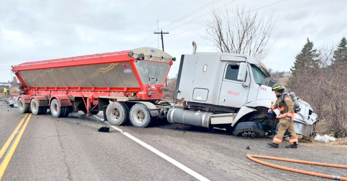 A photo of a collision on Highway 5 southwest of Waterdown. (Photo: OPP_HSD / X/Twitter)