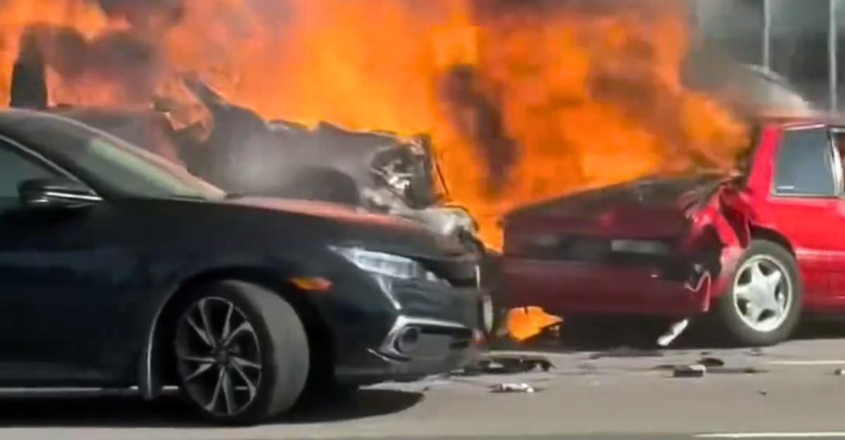 A screenshot taken from footage of a fiery multi-vehicle collision on the Gardiner Expressway in Toronto on July 8, 2025. (Photo: 6BuzzTV / X/Twitter)