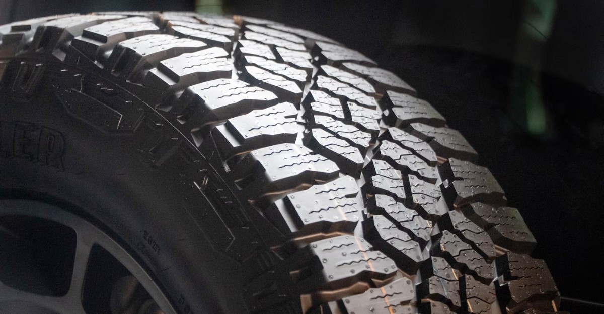 A photo of a truck tire. (Photo: Rob Wingate / Unsplash)